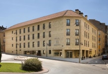 F&G 로그로뇨 후기 및 특가 예약 - 로그로노 호텔 추천 | 트립닷컴