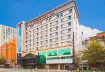 카멜리아 호텔 쿤밍(昆明茶花宾馆(圆通山火车北站地铁站店)) 후기, 예약 및 특가 확인 - 쿤밍 호텔 추천 | 트립닷컴