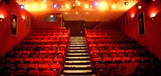 러쉬 자유여행 가이드 2025년: 인기 명소, 맛집, 여행 코스 총정리 | 트립닷컴 | 2025년 12월