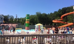 Zoom Flume Water Park 티켓 할인, 운영 시간, 후기 [2026년] | Trip.com