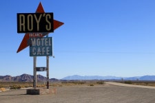 로이스 모텔 & 카페 티켓 할인, 운영 시간, 후기 [2026년] | Trip.com