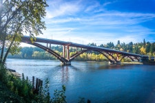 Sellwood Bridge 티켓 할인, 운영 시간, 후기 [2026년] | Trip.com