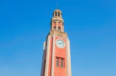 표준 시계탑 티켓 할인, 운영 시간, 후기 [2025년] | Trip.com