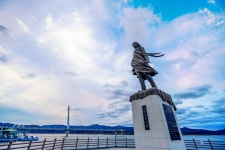 소양강처녀상 티켓 할인, 운영 시간, 후기 [2026년] | Trip.com