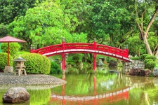 주롱 레이크 가든스 티켓 할인, 운영 시간, 후기 [2026년] | Trip.com