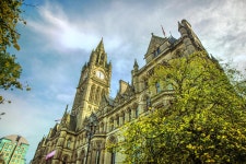 맨체스터 시청 티켓 할인, 운영 시간, 후기 [2026년] | Trip.com