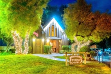 서부의 작은 교회 티켓 할인, 운영 시간, 후기 [2026년] | Trip.com