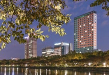 롯데월드 레이크뷰 로프트 후기 및 특가 예약 - 서울 호텔 추천 | 트립닷컴