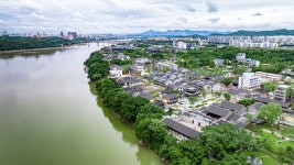 치리 전통마을 휴양지 티켓 할인, 운영 시간, 후기 [2026년] | Trip.com