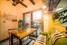 Zhangjiajie Lanshe Muziguliang Chinese Inn(张家界澜舍木子菇凉客栈) 후기 및 특가 예약 - 장자제 호텔 추천 | 트립닷컴