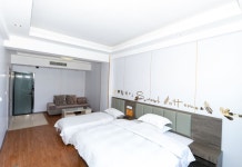 셸 호텔 （웨시 제팡루 ）(贝壳酒店（岳西县解放路店）) 후기, 예약 및 특가 확인 - 웨시 호텔 추천 | 트립닷컴