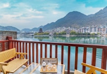 ShengXiaoLiv1·Inn(笙箫里·居（镇远古城景区店）) 호텔 후기, 예약 전위안 호텔 추천 | 트립닷컴