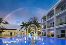 Hotel (Yalong Bay Bohou Village Branch)(无界 · 空间设计酒店（亚龙湾博后村店）) 후기, 가격 2025 싼야 호텔 추천 | 트립닷컴