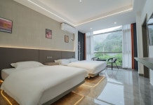 낸시(楠楠家民宿（月亮湾风景区店）) 후기, 예약 및 특가 확인 - 징현 호텔 추천 | 트립닷컴