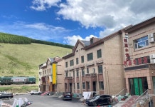 시자펑 호텔(熙嘉丰酒店（阿尔山市政府火车站店）) 후기, 예약 및 특가 확인 - 아얼산 호텔 추천 | 트립닷컴