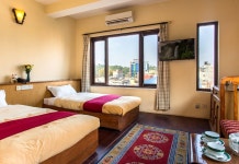 쿰빌라 호텔 후기 및 특가 예약 - 카트만두 호텔 추천 | 트립닷컴