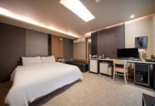 라임호텔 후기 및 특가 예약, 수원 2026 | 트립닷컴