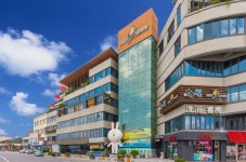 New Sun Island Hot Spring Hotel(丹东新太阳岛温泉酒店) 호텔 - 단동 호텔 가격, 후기 2024 | 트립닷컴