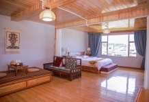 Shangri-La Vo Jingdujie Homestay(香格里拉沃精独杰民宿) 호텔 후기, 예약 샹그릴라 호텔 추천 | 트립닷컴