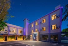 Qihe Holiday Hotel (Shenzhen Yanzi Lake Subway Station)(栖荷假日酒店（深圳燕子湖地铁站店）) 후기 및 특가 예약 - 선전 호텔 추천... 