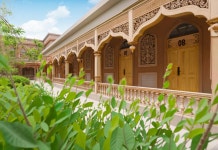 0998 Inn (Kashgar Xiangfei Garden Scenic Area Branch)(0998客栈（喀什香妃园景区店）) 후기, 가격 2025 카슈가르 호텔 추천... 