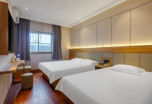 그린트리 인 상하이 홍차오 허브 컨벤션 센터 징화 로드 셸 호텔(格林豪泰(上海虹桥枢纽会展中心京华路贝壳酒店)) 후기, 예약 및 특가 확인... 