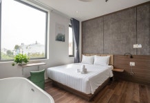 라 쯔엉 꽁 딘 호텔 후기 및 특가 예약 - 호찌민시 호텔 추천 | 트립닷컴