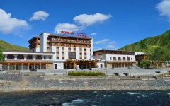 썬 레이크 홀리데이 호텔(玉树太阳湖假日酒店) 후기, 예약 및 특가 확인 - 위수시 호텔 추천 | 트립닷컴