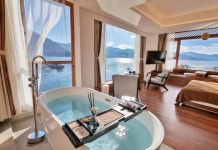 랴오루이 주식회사(Liaolui Co.,Ltd.) | Liaoliaozu Waterfront Inn(大理双廊半岛了了族亲水客栈) 후기 및 특가 예약, 다리시 2026 | 트립닷컴