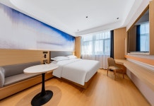 Dolaixiu Transfer Hotel(都来栖接送酒店) 후기 및 특가 예약 - 허린거얼 호텔 추천 | 트립닷컴