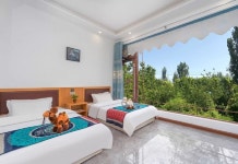 Dunhuang Mingyue Mountain Villa (Mingsha Mountain Crescent Spring Store)(敦煌鸣月山庄(鸣沙山月牙泉店）) 호텔 후기, 예약 둔황... 