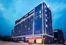 더 로그 호텔(博罗原木酒店) 후기 및 특가 예약 - 보뤄 호텔 추천 | 트립닷컴