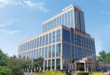 우루무치 쥔방 톈산 호텔(乌鲁木齐君邦天山饭店) 후기, 가격 2024 우루무치 호텔 추천 | 트립닷컴