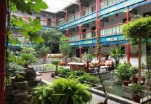 Mood Flower Hotel(滦县半日闲居客栈) 후기 및 특가 예약 - 롼저우 호텔 추천 | 트립닷컴