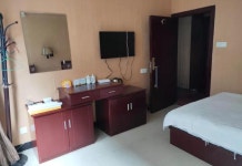 쯔궁 룽강 비즈니스 호텔(自贡龙港商务宾馆) 후기 및 특가 예약 - 쯔궁 호텔 추천 | 트립닷컴