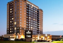 샌드맨 시그니처 토론토 에어포트 호텔 후기 및 특가 예약 - 토론토 호텔 추천 | 트립닷컴