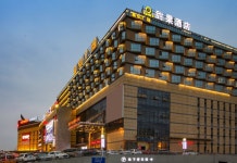Sweet Fruit Charm International Hotel (Foshan West Railway Station Luocun Branch)(甜果魅力国际酒店(佛山西站罗村店)) 호텔 - 포산... 