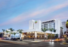 Courtyard Long Beach Downtown 후기, 가격 2024 롱비치 호텔 추천 | 트립닷컴