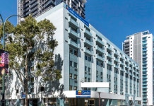 컴포트 인 & 스위트 굿어스 퍼스 후기, 예약 및 특가 확인 - 이스트 퍼스 호텔 추천 | 트립닷컴