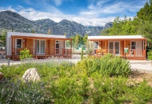 블루썬 홀리데이 빌리지 알란 후기 및 특가 예약 - Starigrad 호텔 추천 | 트립닷컴