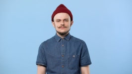 Portrait of Hipster Man 20s 스톡 동영상 비디오(100% 로열티 프리) 1008730436 | Shutterstock