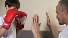 Cute Kid Practicing Boxing Punches 스톡 동영상 비디오(100% 로열티 프리) 1009460381 | Shutterstock