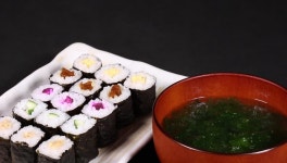 Sushi Rolls Set and Miso 스톡 동영상 비디오(100% 로열티 프리) 1014262427 | Shutterstock