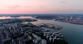 Helsinki Finland 07.15.2018 Paning Over 스톡 동영상 비디오(100% 로열티 프리) 1015713256 | Shutterstock