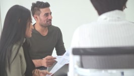 Business Meeting. Small Start up 스톡 동영상 비디오(100% 로열티 프리) 1016258095 | Shutterstock