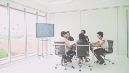 Business Meeting. Small Start up 스톡 동영상 비디오(100% 로열티 프리) 1016396626 | Shutterstock