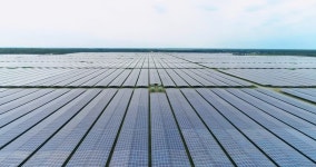 Solar Panels in Aerial View 스톡 동영상 비디오(100% 로열티 프리) 1016522887 | Shutterstock