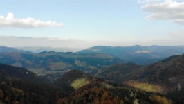 Autumn in the Mountains 스톡 동영상 비디오(100% 로열티 프리) 1017747796 | Shutterstock