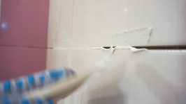 Grouting Ceramic Tiles, Close Up. 스톡 동영상 비디오(100% 로열티 프리) 1018250359 | Shutterstock