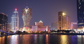 Nam Van Lake Macau- 22 스톡 동영상 비디오(100% 로열티 프리) 1023255430 | Shutterstock